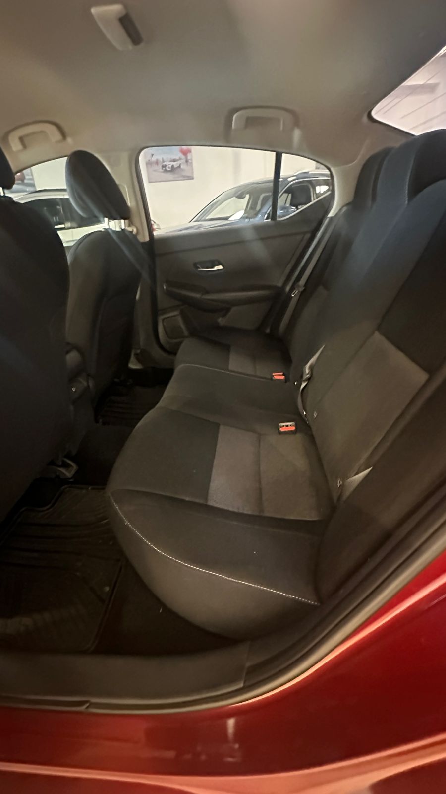 Nissan Sentra miniatura 5